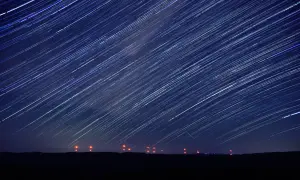 Spadające gwiazdy: meteory, meteoryty i roje. Prawda o kosmosie.