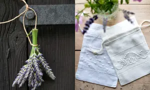 En bukett lavendel hänger på en gammal träport, redo för torka lavendel. Bredvid ligger två broderade påsar, perfekta för att förvara den torkade lavendeln.