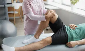 Czy fizjoterapeuta może wystawić skierowanie na badania? Oto prawda