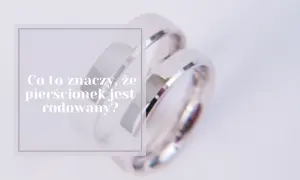 Dwa rodowane pierścionki, symbol miłości i trwałości.