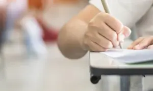 Jak napisać wstęp do rozprawki przykład - skuteczne techniki i inspiracje