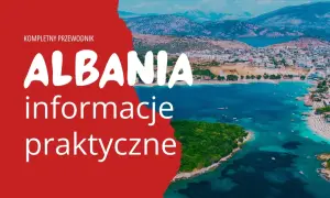Albania na dowód: kompletny przewodnik z praktycznymi informacjami. Widok na zatokę z wyspą i miastem w tle.