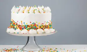 Jak zrobić toppery na tort, które zachwycą Twoich gości?