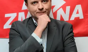 Mateusz Piskorski: Proces o szpiegostwo trwa. Gdzie jest i co robi?