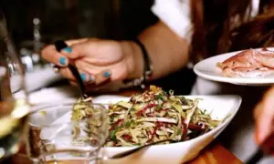 Gdzie zjeść w Inowrocławiu? Odkryj najlepsze restauracje i smaki
