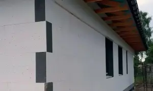 Jaka farba pomalować styropian, aby uniknąć zniszczeń?