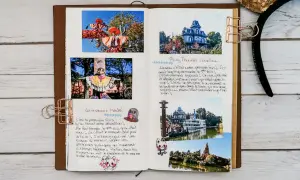 Carnet de voyage : photos du Manoir Hanté et du Big Thunder Mountain, avec notes manuscrites. Une idée pour un carnet de voyage mémorable.
