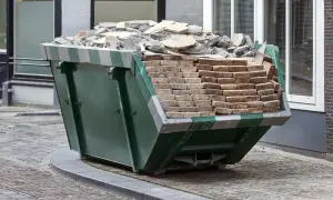 Stara papa: Jak legalnie utylizować? Koszty i mity