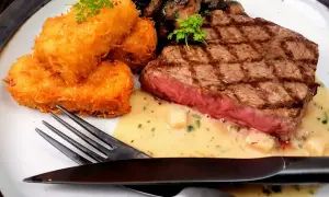 Entrecôte grillée : combien de calories ? Le guide complet