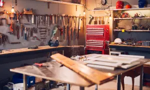 Jak zrobić stół? Twój projekt DIY od planu po perfekcyjne wykończenie