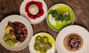 Gdzie zjeść w Pszczynie? Odkryj najlepsze lokale gastronomiczne