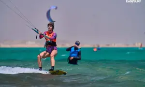 Kitesurfing: Ile trwa nauka? Od zera do samodzielności na wodzie