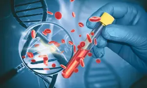 Badanie krwi pod mikroskopem, DNA i probówka. Trucheck Intelli NFZ - przyszłość diagnostyki.