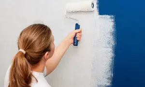 Jak malować farbą lateksową Dulux – uniknij najczęstszych błędów