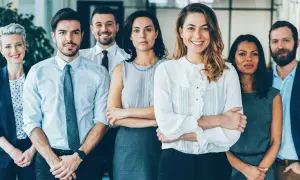 Grupa profesjonalistów, którzy wiedzą, jak zostać liderem. Uśmiechnięci, pewni siebie, gotowi na wyzwania.