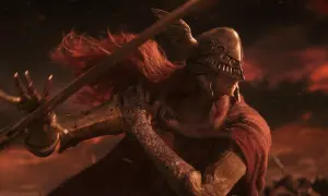 Malenia, Blade of Miquella z Elden Ring, w złotej zbroi i z rudymi włosami, gotowa do walki.