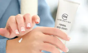 Mani curate e morbide con la crema mani Mineral Hand Cream. Scopri come curare le mani per una pelle idratata e protetta.