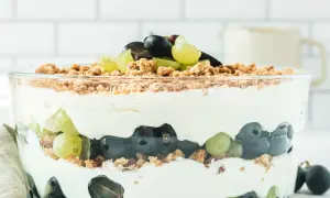 Trauben Keks Dessert: Einfaches Rezept ohne Backen | Schnell & Lecker