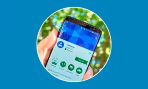 Muestra la aplicación Google Contacts, útil para saber como recuperar un número borrado.