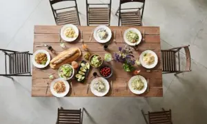 Gdzie zjeść w Łowiczu? Odkryj najlepsze restauracje i smaki