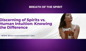 Una mujer con cristales en las manos, reflexionando sobre cómo saber si tengo un don espiritual y la diferencia con la intuición humana.