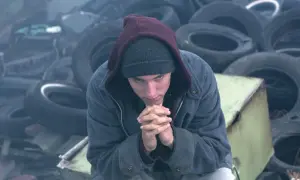 W którym roku urodził się Eminem? Odkryj jego fascynującą historię