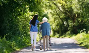 Kiedy jest się seniorem? Poznaj wiek i przywileje seniorów w Polsce