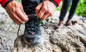 Buty podejściowe czy trekkingowe - które wybrać, by nie żałować?