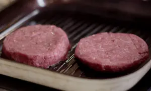 Jak długo smażyć burger wołowy z Biedronki, aby nie były suche?