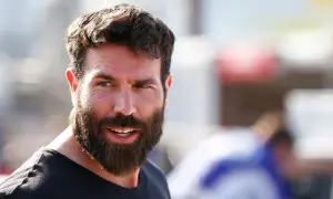 Kim naprawdę jest Dan Bilzerian: kontrowersyjny milioner z internetu