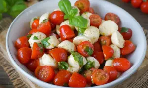 Tomaten-Mozzarella-Salat: Einfaches Rezept & Tipps für perfekten Geschmack