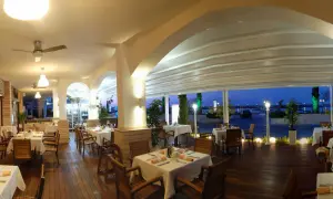 Gdzie zjeść w Sveti Vlas? Najlepsze restauracje i smaki!