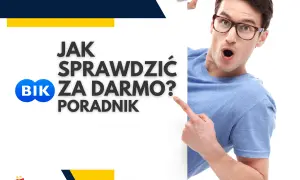 Mężczyzna w okularach wskazuje na napis "Jak sprawdzić BIK za darmo? Poradnik". Dowiedz się, jak uzyskać kopię danych BIK bez opłat.