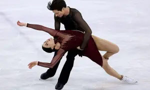 La apasionante historia de la pareja de patinaje sobre hielo que deslumbra