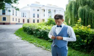 Strój na Komunię męski: Elegancja i styl bez wpadek