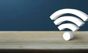 Internet z telefonu na laptopa? 3 metody i rozwiązania problemów