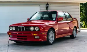 BMW M3 E30: Kultowy Klasyk i Inwestycja? Co musisz wiedzieć