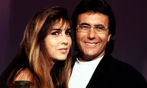 Para Al Bano i Romina Power, uśmiechnięci, emanują szczęściem. Ich wspólna **felicita po polsku tekst** to historia miłości i muzyki.