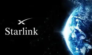 Logo Starlink na tle Ziemi z kosmosu. To jest co to jest Starlink – satelitarny internet.