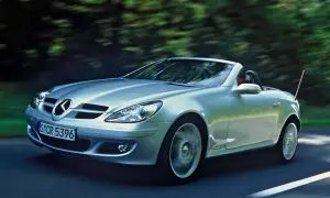 Mercedes SLK: Co musisz wiedzieć przed zakupem? Usterki, ceny, generacje