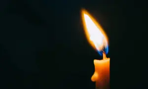 Jak poezja koi ból? Wiersze i cytaty na pożegnanie bliskich