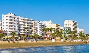 Larnaka: Kompletny przewodnik po atrakcjach i praktycznych wskazówkach