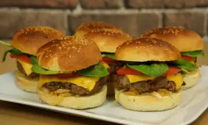 Burger maison facile : la recette inratable pour un goût unique