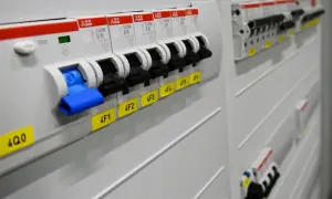 Czy rozdzielnia elektryczna może być w kotłowni? Sprawdź zasady bezpieczeństwa