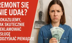 Zmartwiona kobieta trzyma pieniądze po nieudanym remoncie. Dowiedz się, jak skutecznie reklamować usługę i odzyskać pieniądze, dbając o prawa konsumenta.
