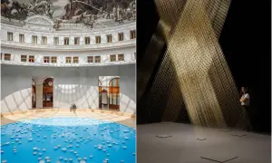 Deux œuvres d'art dans l'expo Pinault : une installation aquatique avec des disques flottants et une sculpture de fils dorés où une femme admire l'œuvre.