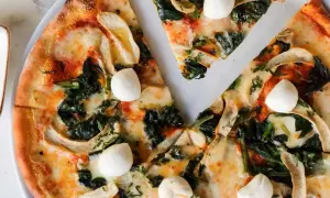 Maîtriser la pâte à pizza italienne : les secrets du pizzaiolo