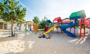 Wakacje z dzieckiem nad morzem: ranking miejsc i porady rodzica