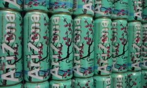 Napoje Arizona w Action: Ceny, dostępność i brak promocji