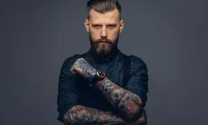 Jak pobudzić zarost i osiągnąć gęsty, zdrowy wygląd w kilka tygodni